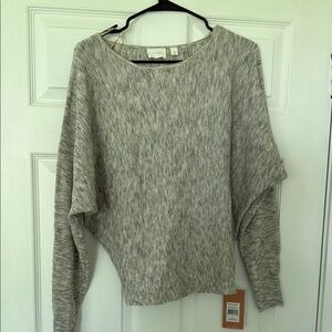 NWT Cozy Gray Heather Women's Sweater